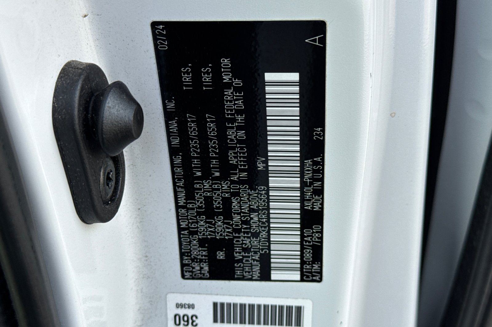 2024 Toyota Sienna XLE