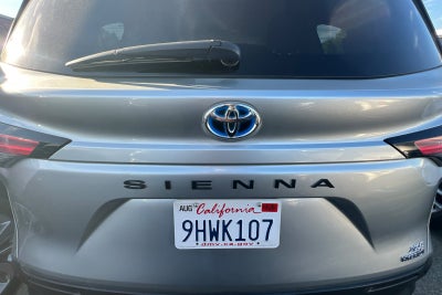 2022 Toyota Sienna XLE