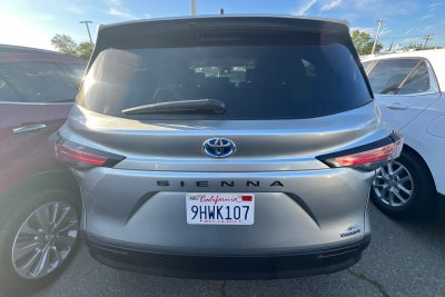 2022 Toyota Sienna XLE