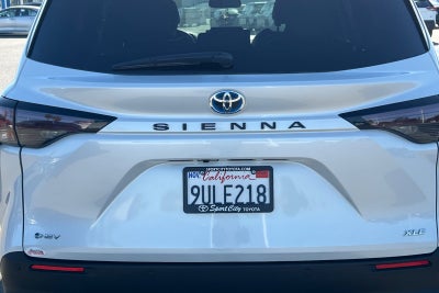 2025 Toyota Sienna XLE