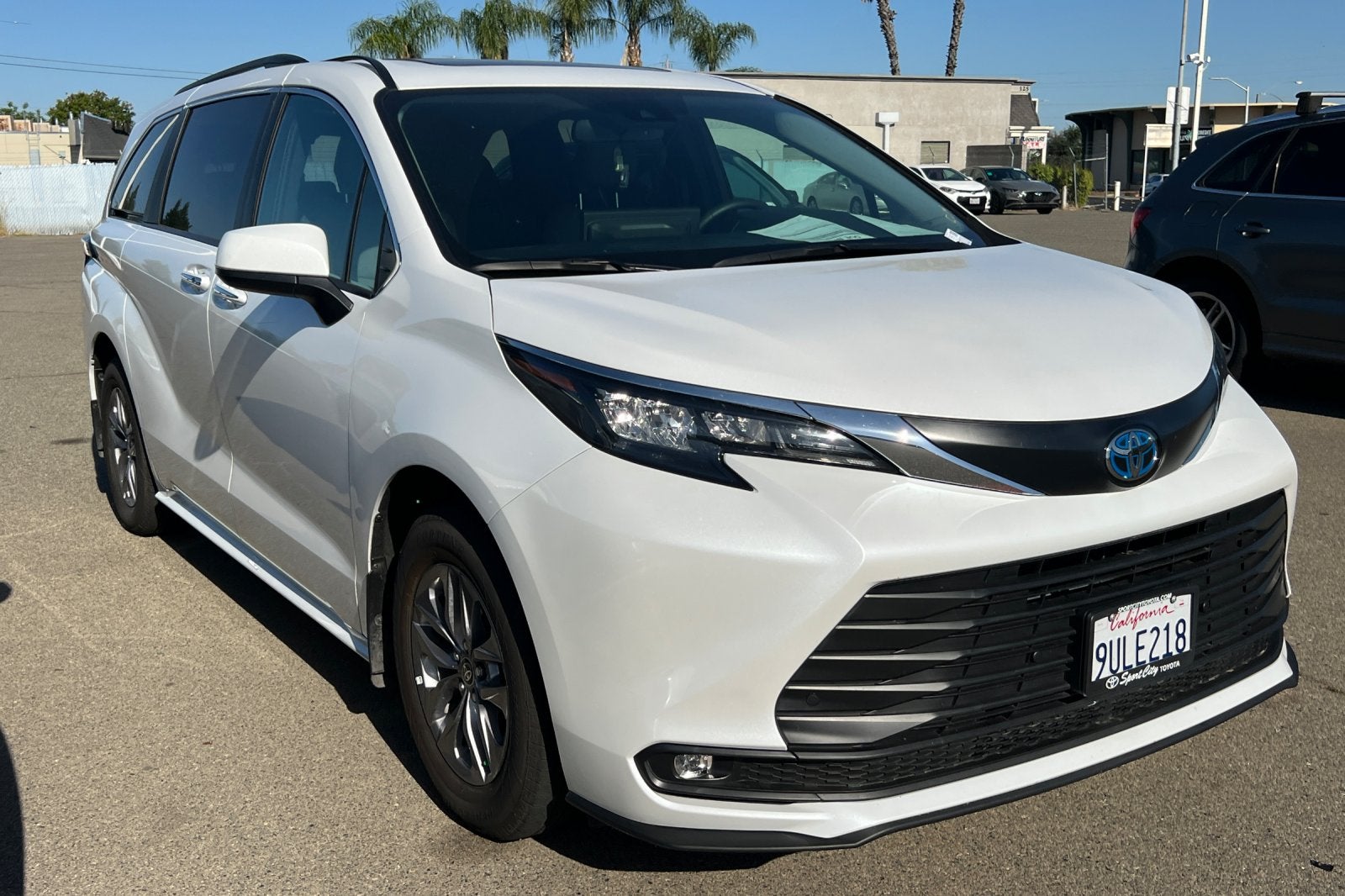 2025 Toyota Sienna XLE