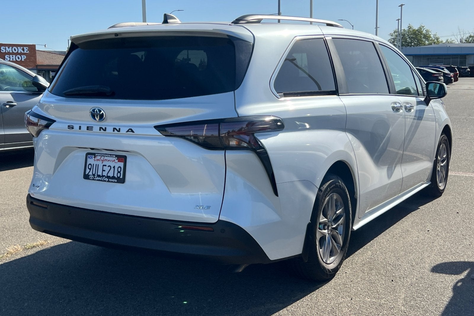 2025 Toyota Sienna XLE