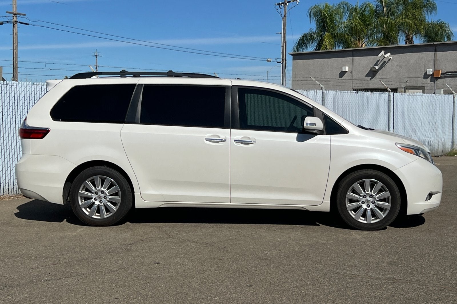 2017 Toyota Sienna Limited Premium