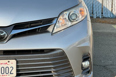 2019 Toyota Sienna XLE
