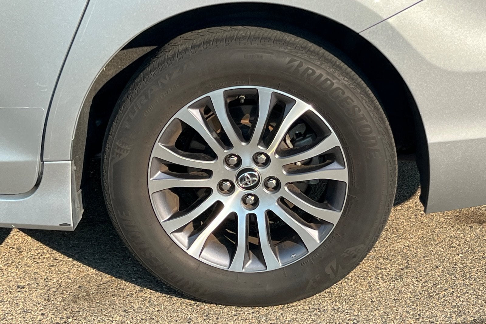 2019 Toyota Sienna XLE