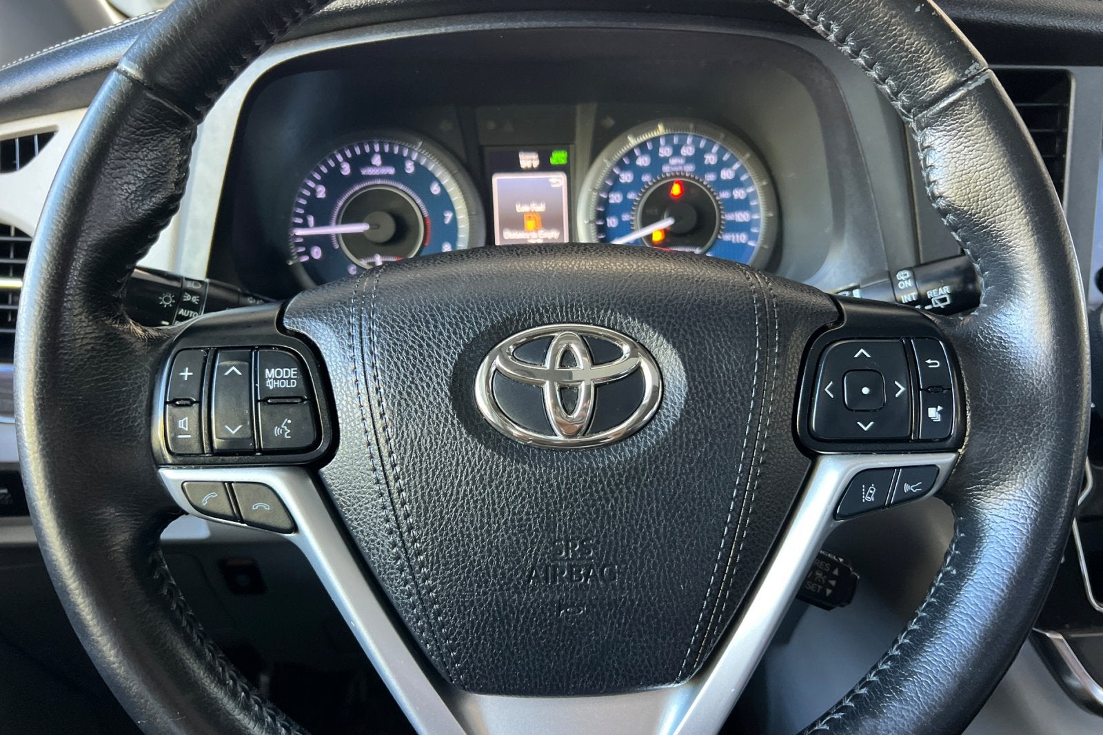 2019 Toyota Sienna XLE