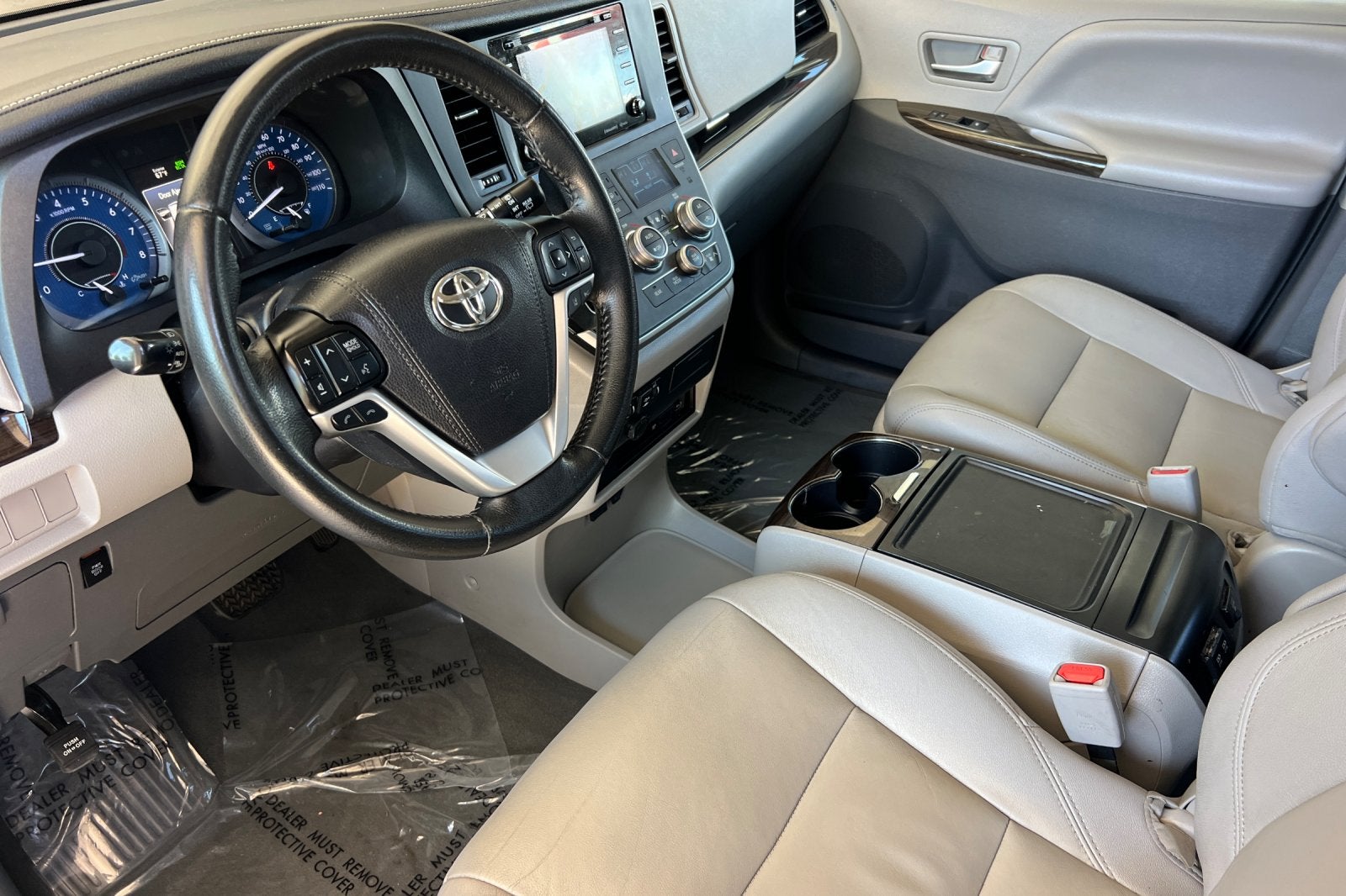 2020 Toyota Sienna XLE Premium