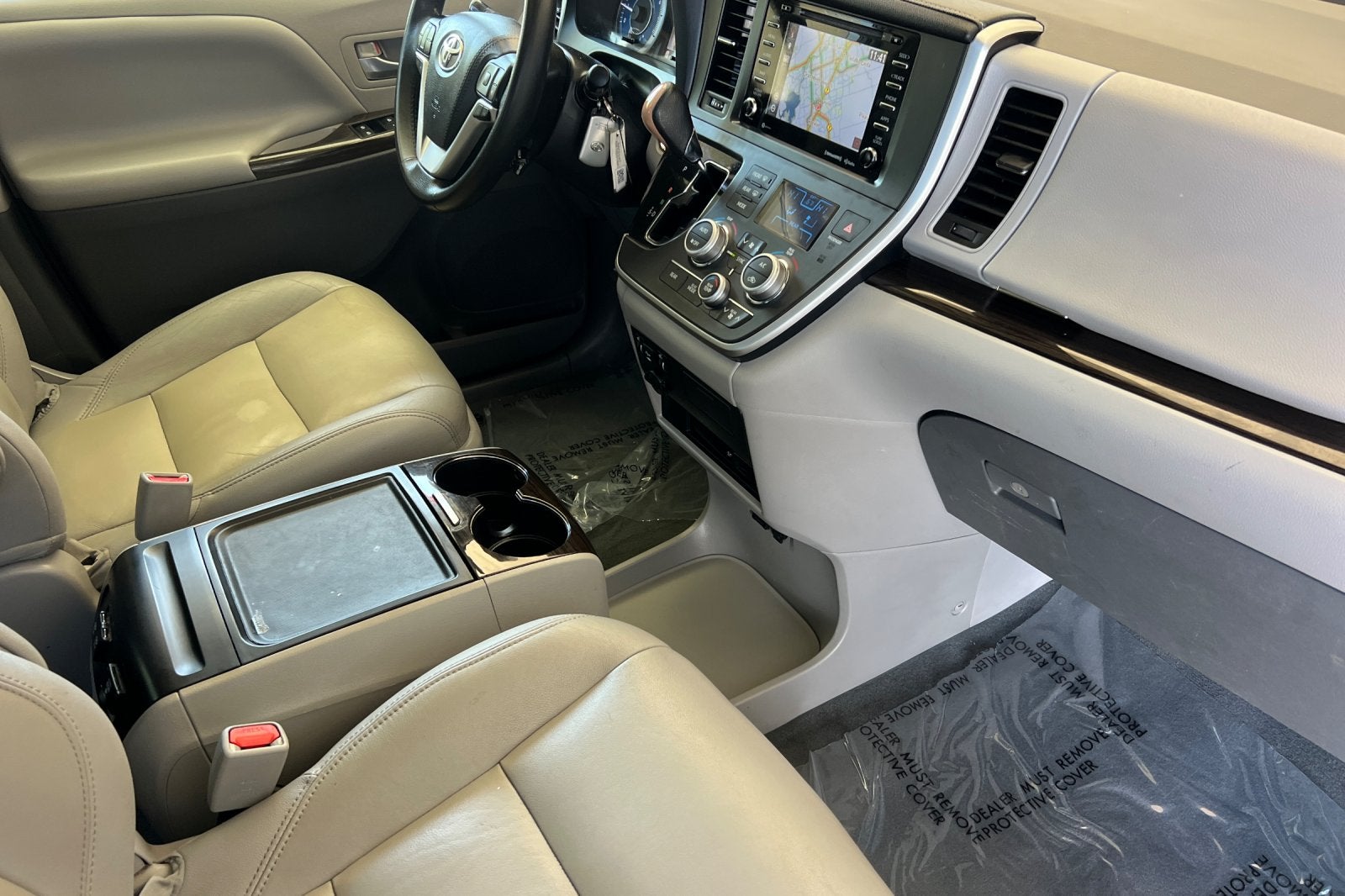 2020 Toyota Sienna XLE Premium
