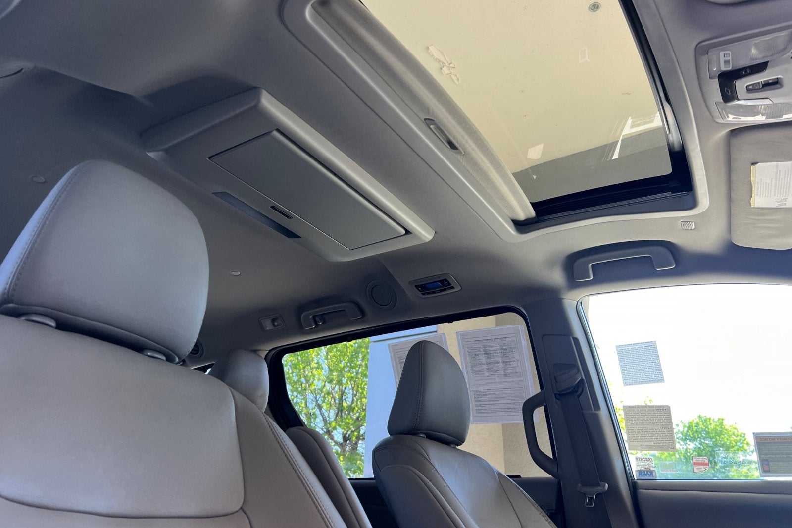 2020 Toyota Sienna XLE Premium