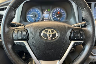 2020 Toyota Sienna XLE Premium