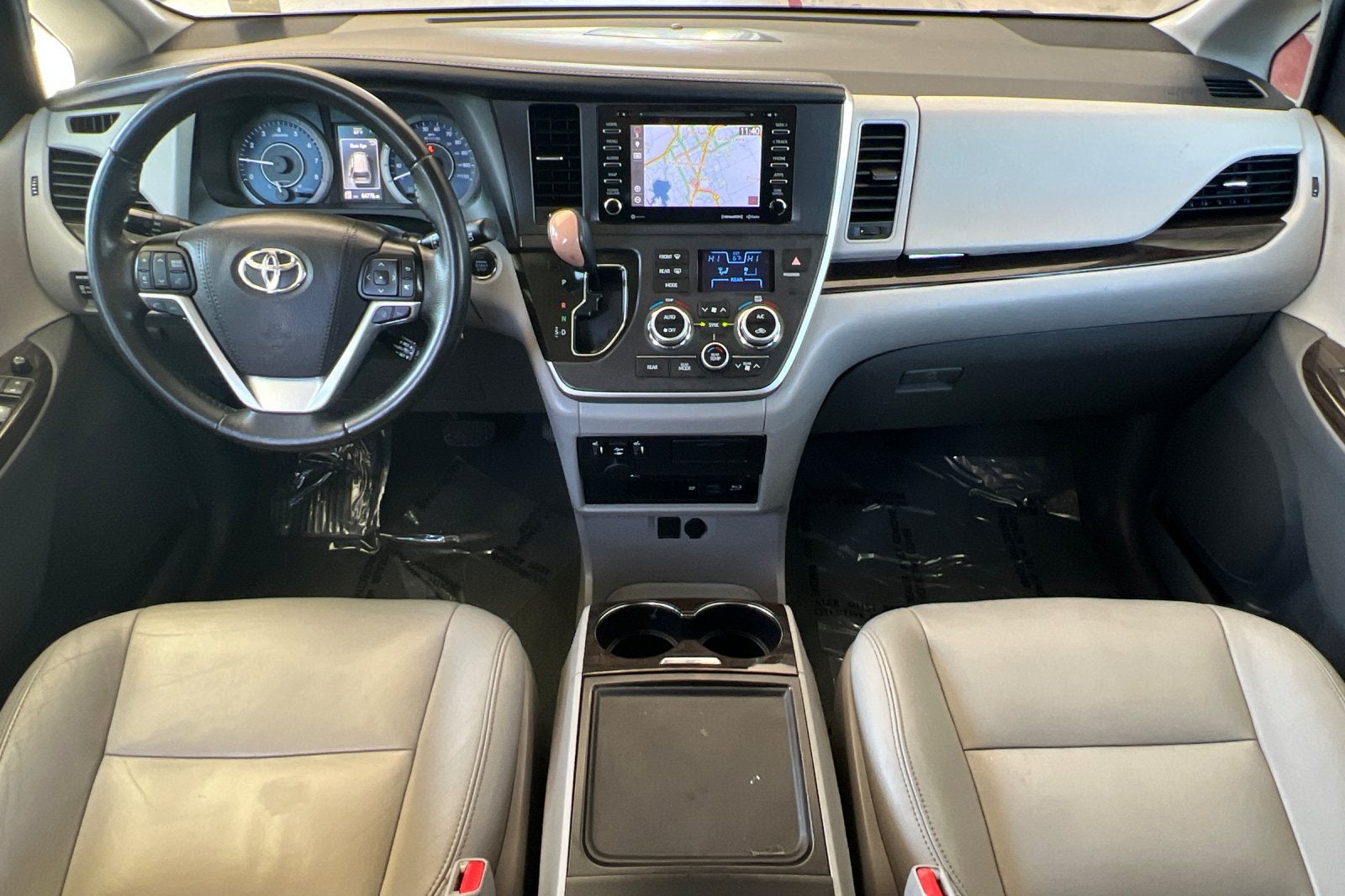 2020 Toyota Sienna XLE Premium