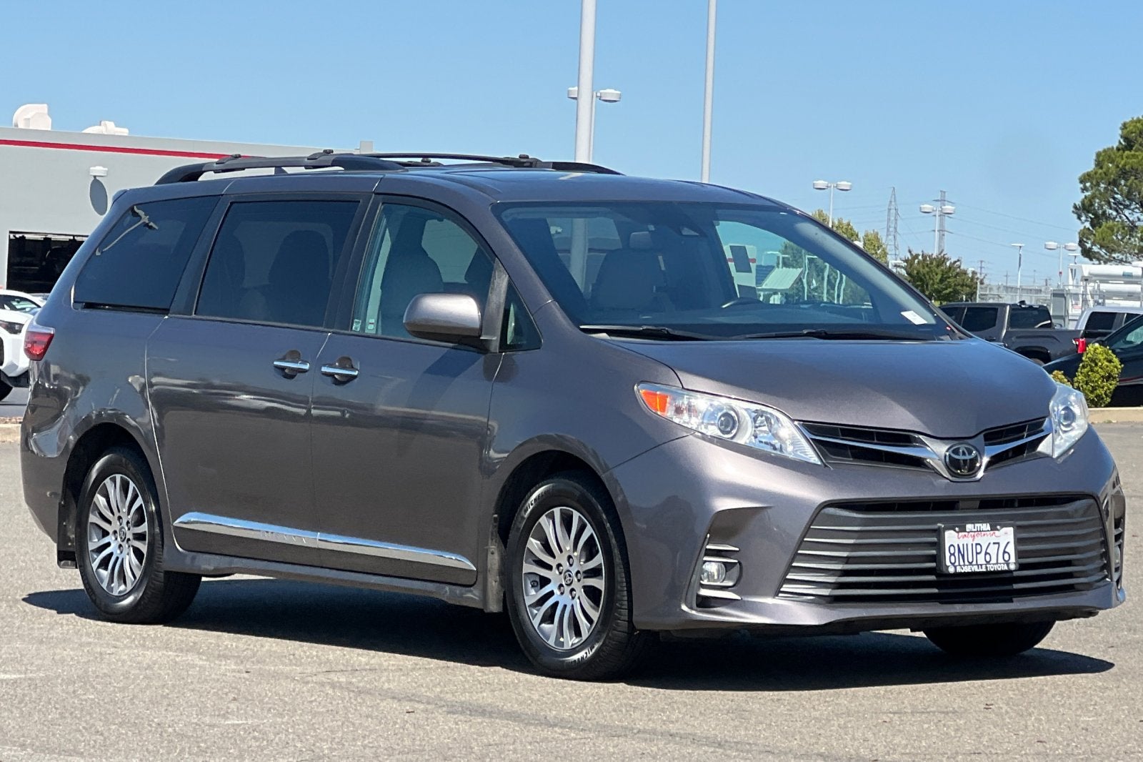 2020 Toyota Sienna XLE Premium