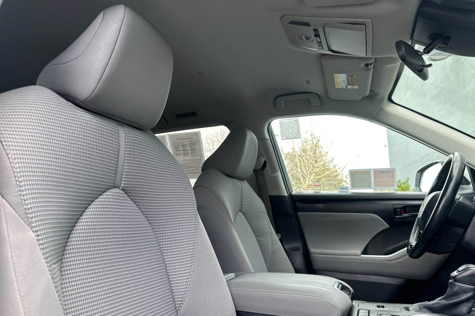 2020 Toyota Highlander Hybrid LE