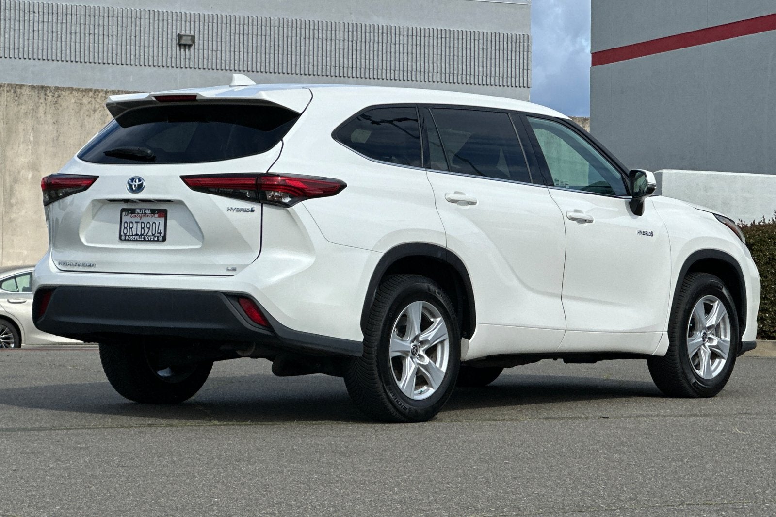 2020 Toyota Highlander Hybrid LE