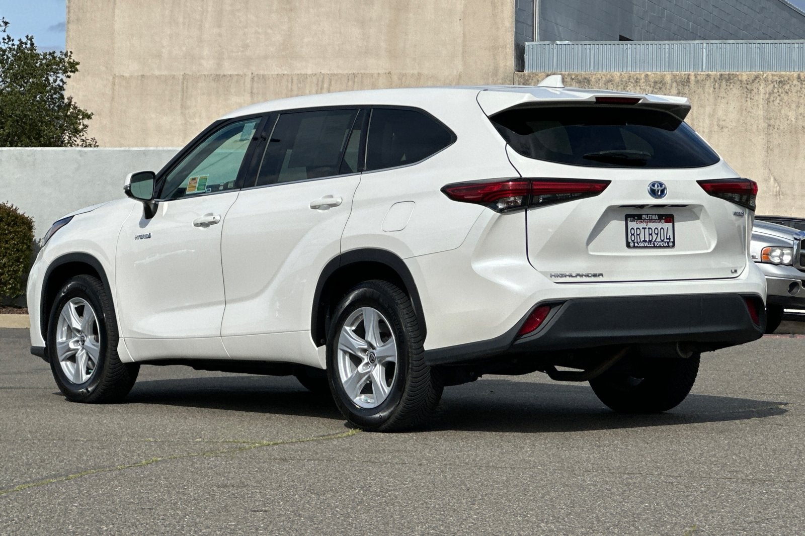 2020 Toyota Highlander Hybrid LE