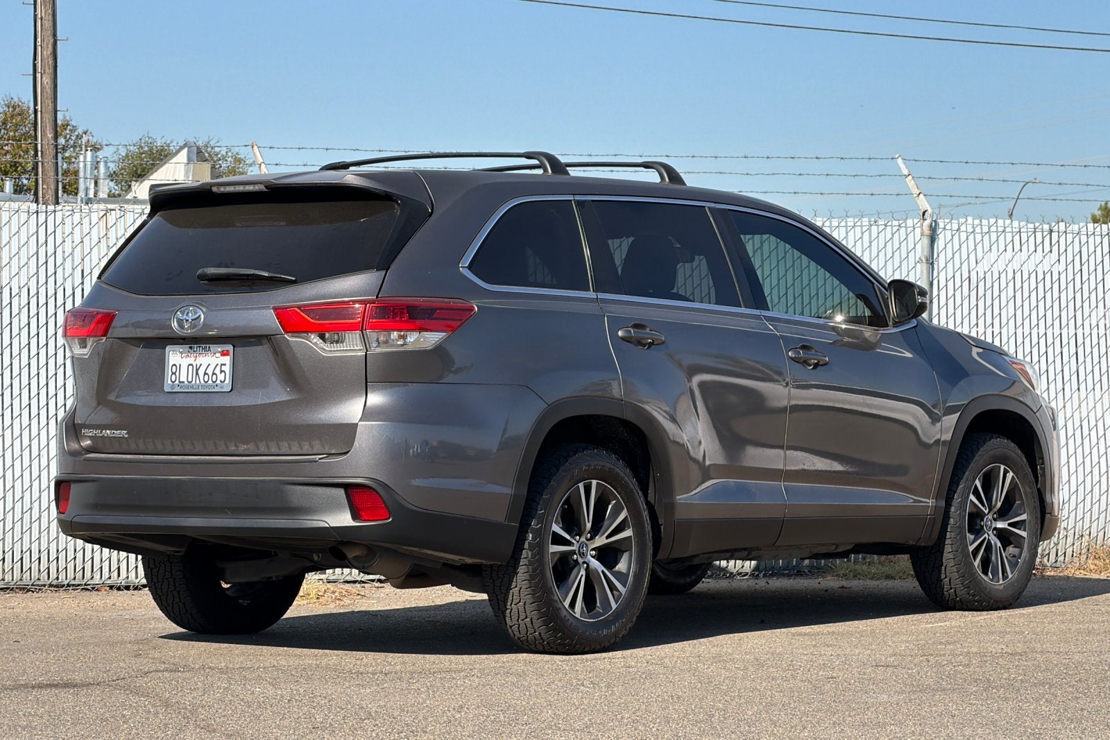 2019 Toyota Highlander LE