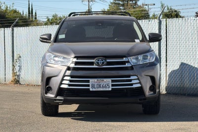 2019 Toyota Highlander LE