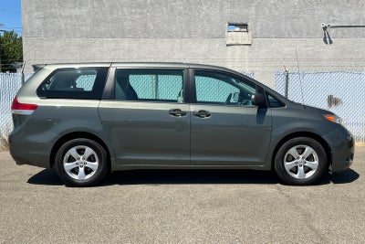 2013 Toyota Sienna L