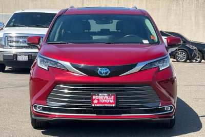 2024 Toyota Sienna Limited