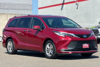 2024 Toyota Sienna Limited