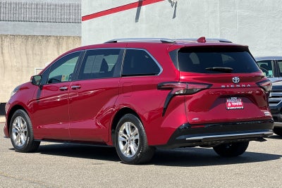 2024 Toyota Sienna Limited