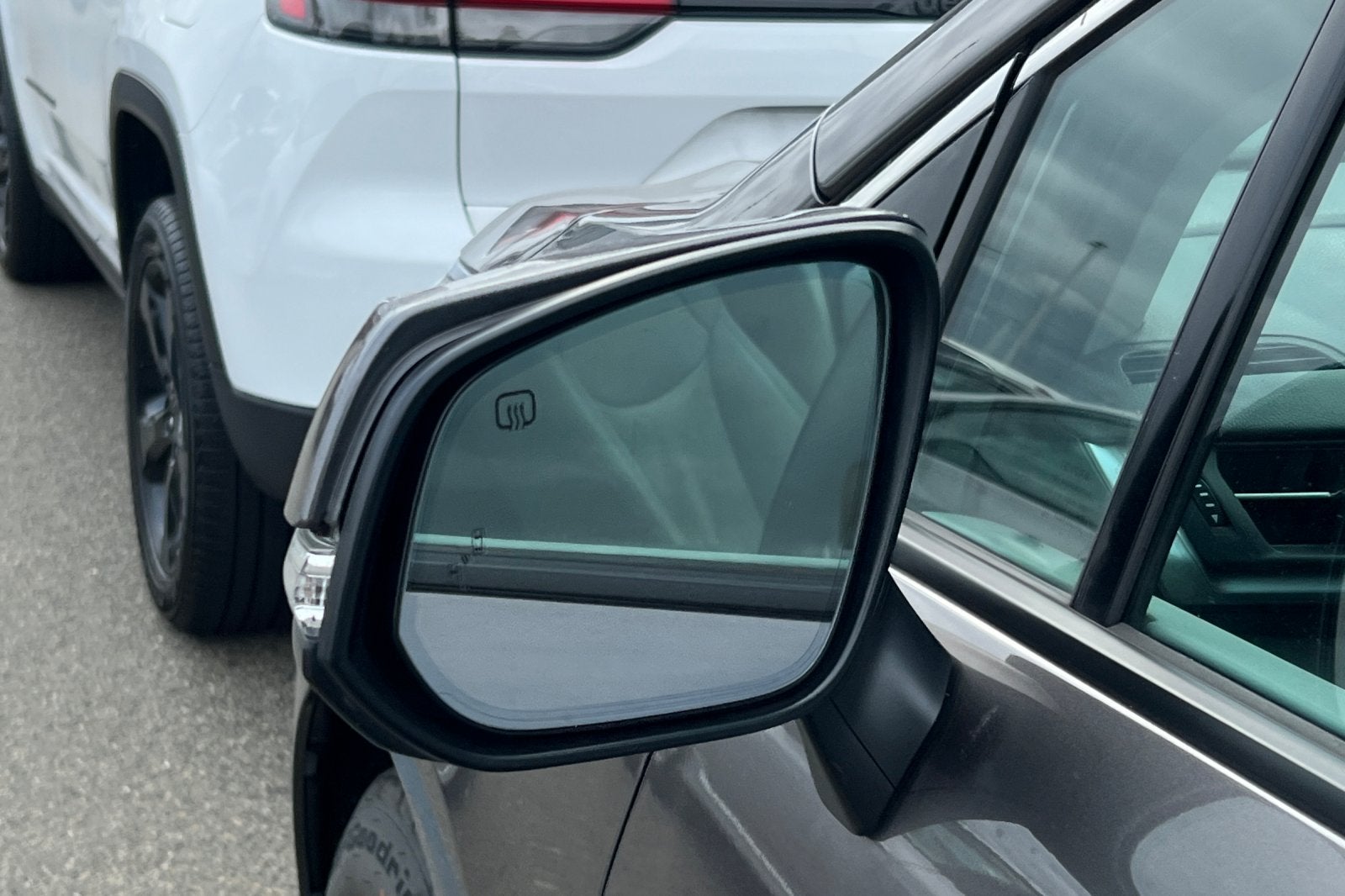 2023 Toyota Sienna Limited