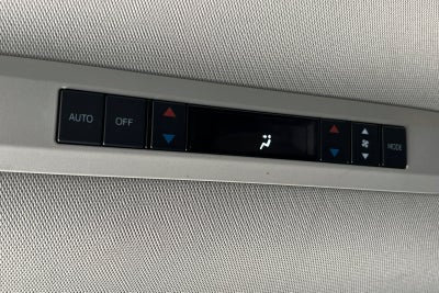 2023 Toyota Sienna Limited