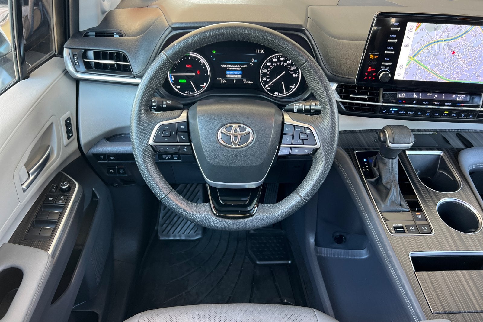 2023 Toyota Sienna Limited