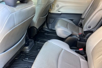 2023 Toyota Sienna Limited
