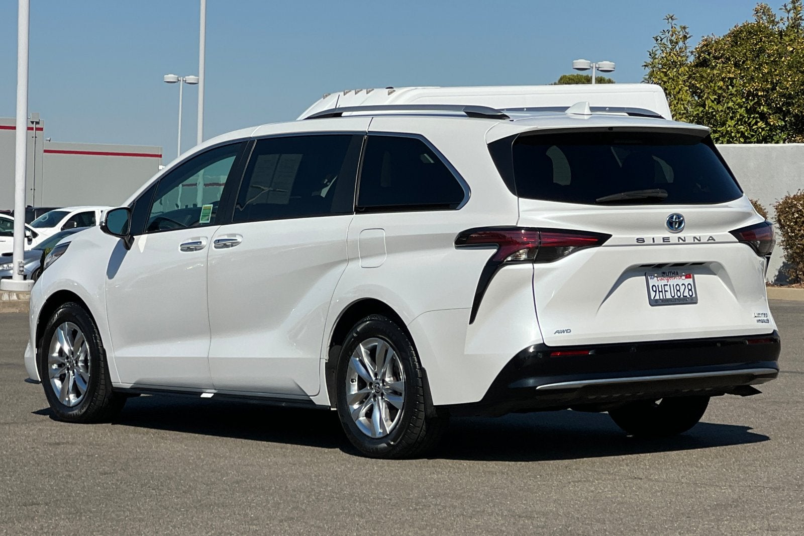 2023 Toyota Sienna Limited