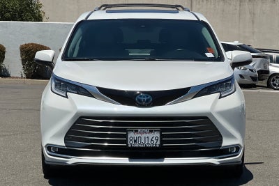 2021 Toyota Sienna Limited