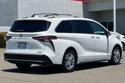 2021 Toyota Sienna Limited