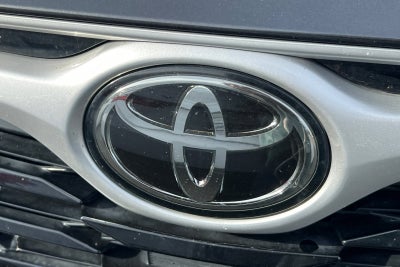 2020 Toyota Highlander LE