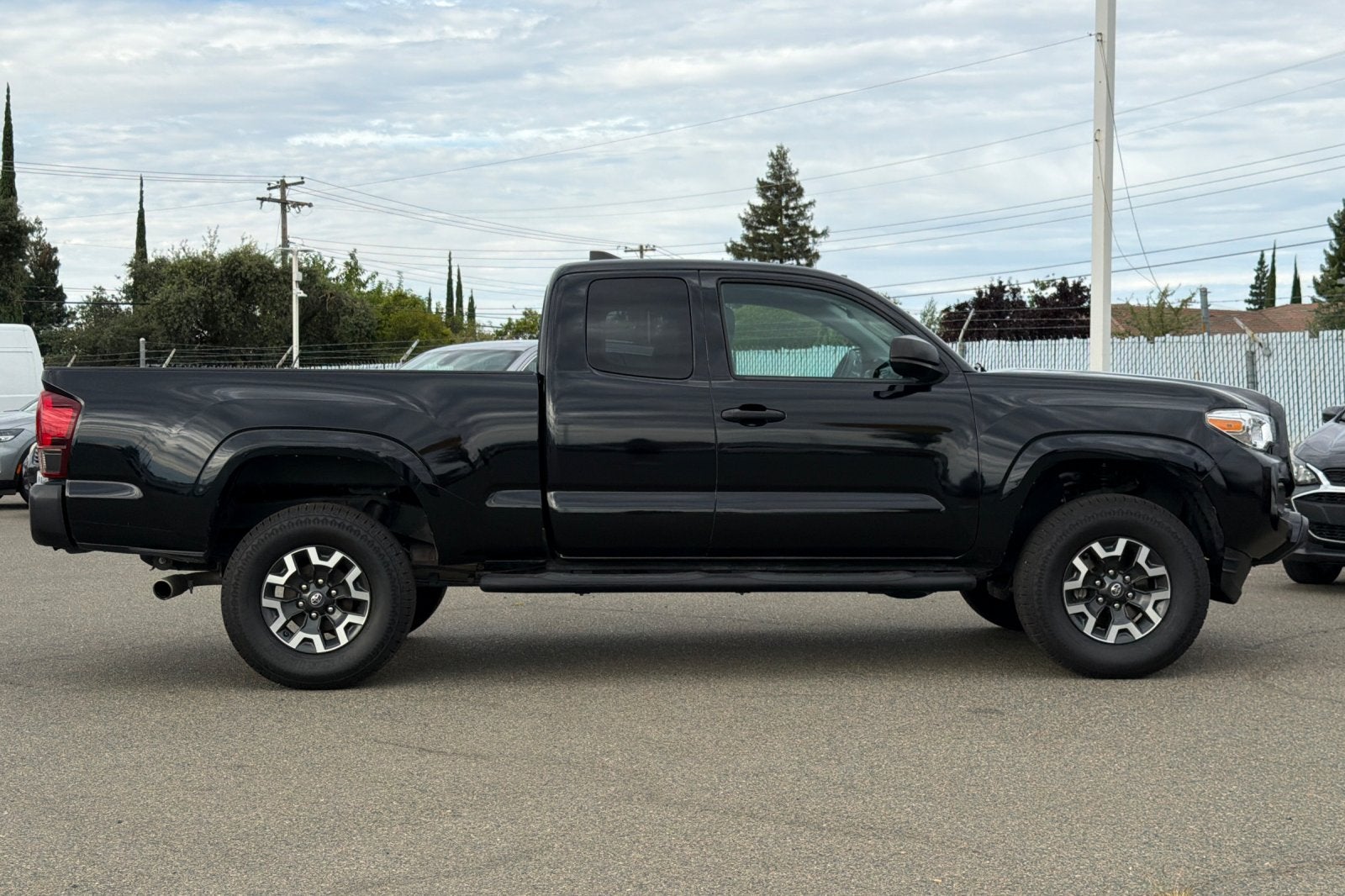 2019 Toyota Tacoma SR