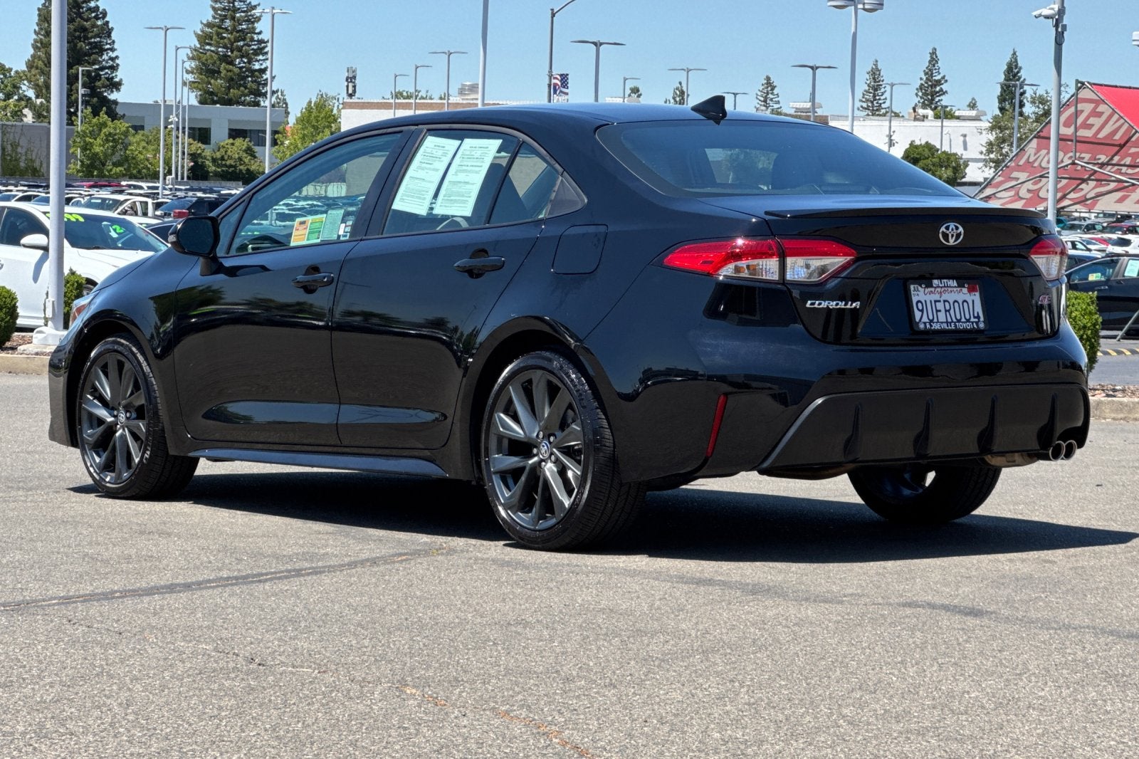 2025 Toyota Corolla SE