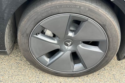 2022 Tesla Model 3 Base