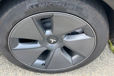 2022 Tesla Model 3 Base