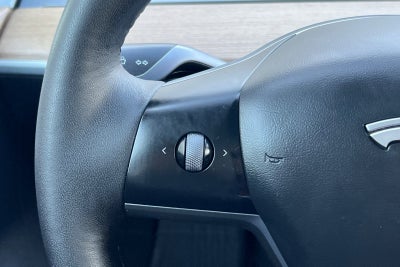 2022 Tesla Model 3 Base