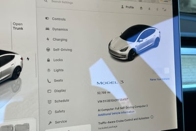 2023 Tesla Model 3 Base