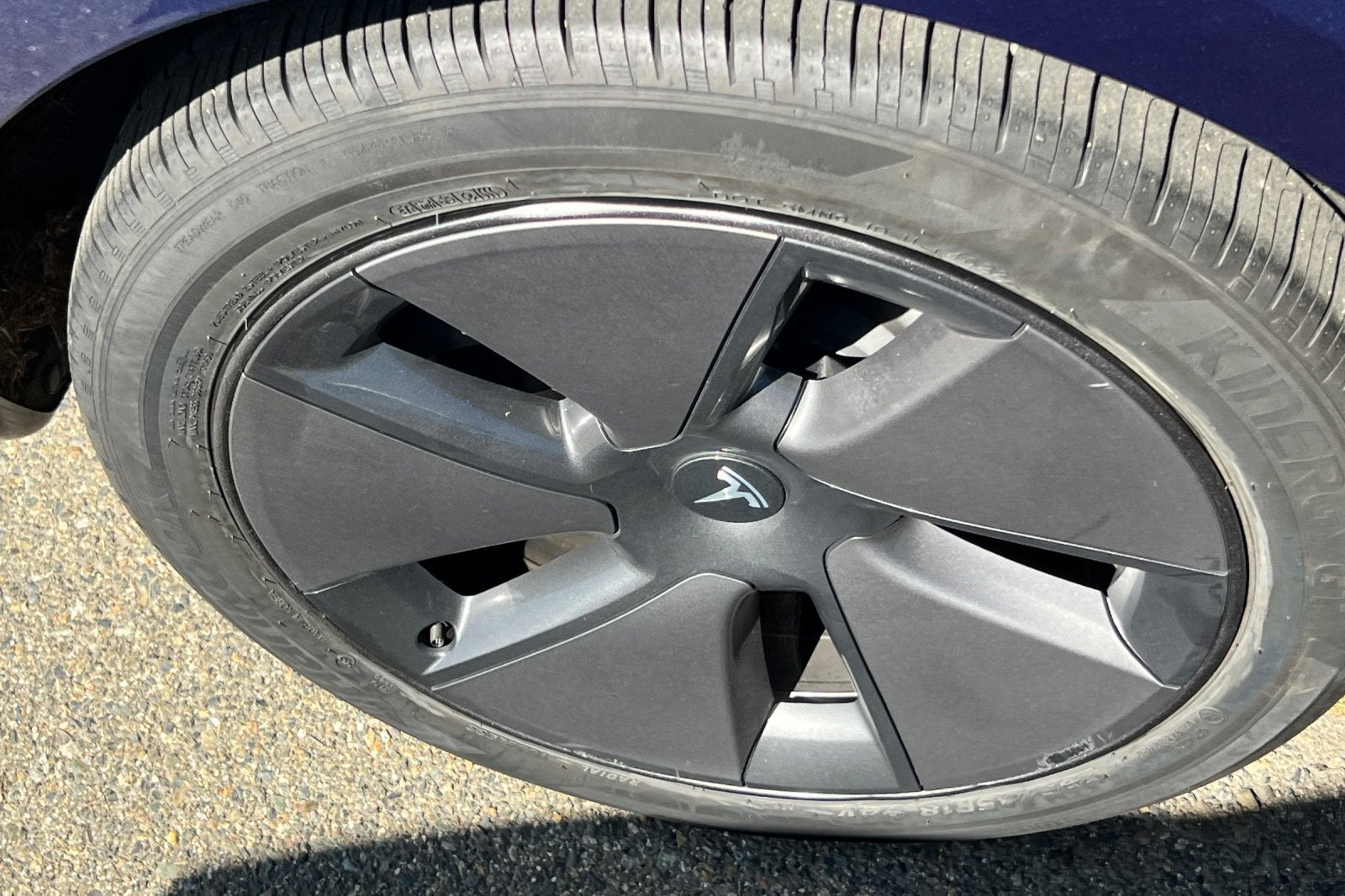 2023 Tesla Model 3 Base