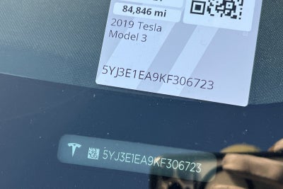 2019 Tesla Model 3 Standard Range