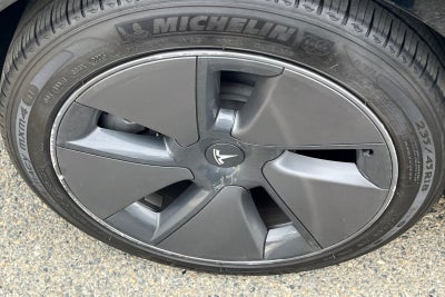 2023 Tesla Model 3 Long Range