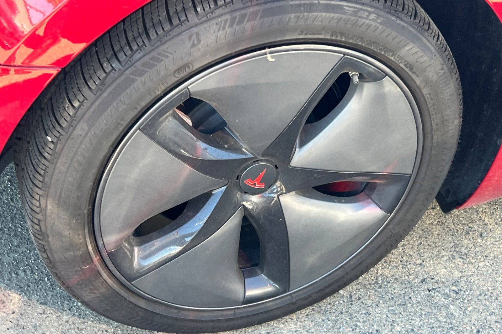 2018 Tesla Model 3 Long Range Dual Motor - Photo 17