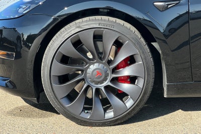 2023 Tesla Model 3 Performance