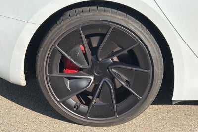 2024 Tesla Model 3 Performance