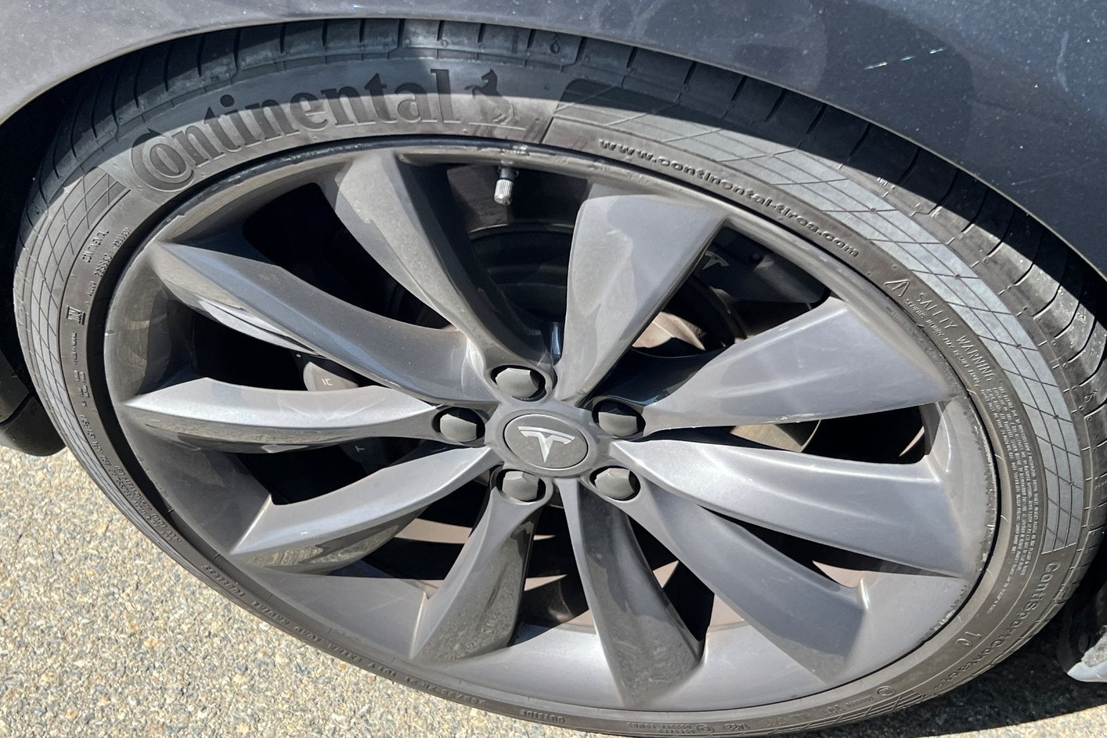 2015 Tesla Model S Base