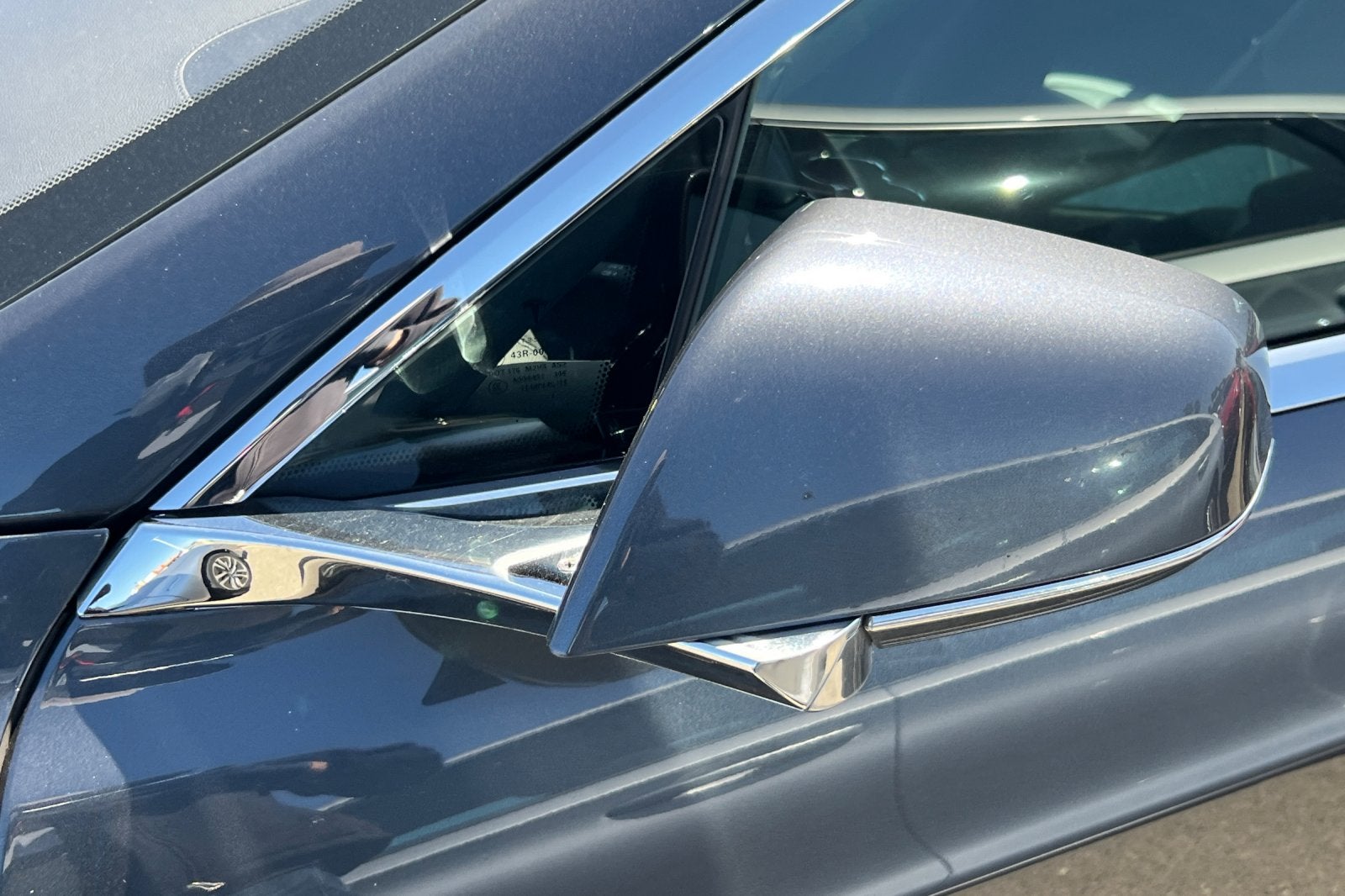 2015 Tesla Model S Base