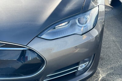 2015 Tesla Model S 90D