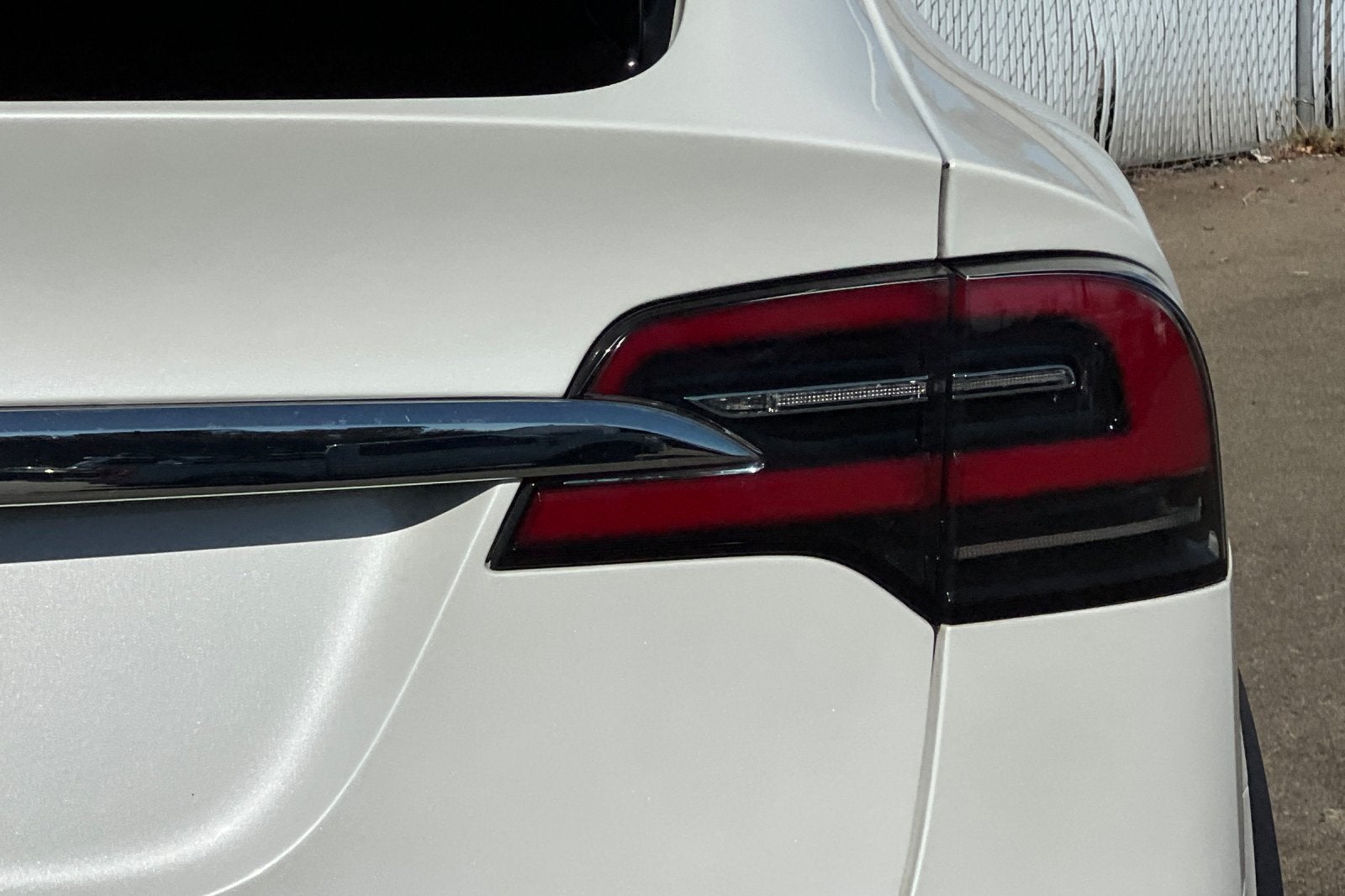 2019 Tesla Model X Standard Range
