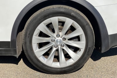 2019 Tesla Model X Standard Range